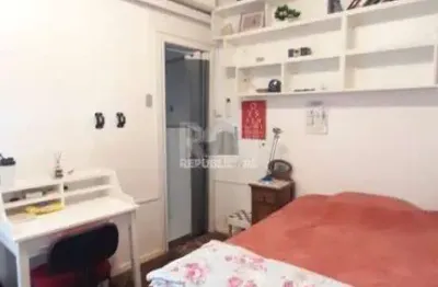 Apartamente à venda no centro histórico com 1 dormitório e 26 m² de área útil