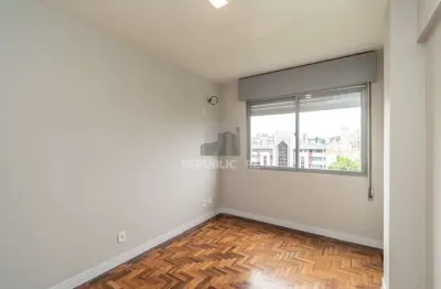 Apartamento à venda na praia de belas - 66m² com 2 dormitórios/quartos disponíveis.