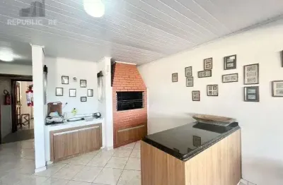 Cobertura à venda com 3 dormitórios no bairro partenon e área de 132 m²