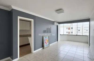 Apartamento à venda no centro histórico com 68 m² e 2 dormitórios/quartos disponíveis