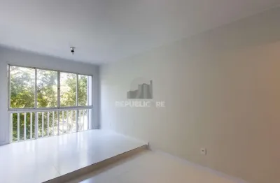 Apartamento à venda no bairro cristal com 3 dormitórios e 79 m² de área útil.