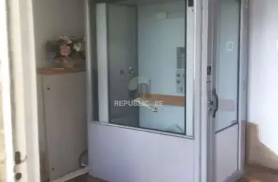 Casa residencial à venda no bairro floresta com 187 m² e 2 dormitórios/quartos disponíveis.