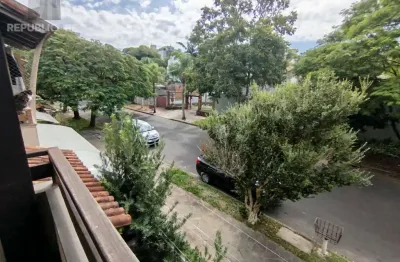 Casa residencial à venda no bairro cristal com 3 dormitórios e 105 m² de área útil