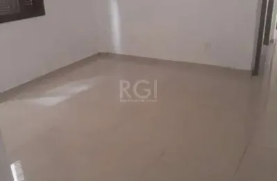 Apartamento à venda no centro histórico com 62 m² e 2 dormitórios/quartos disponíveis.