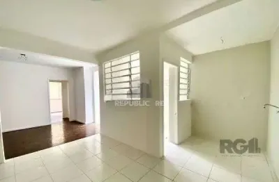 Apartamento à venda no bairro praia de belas com área de 67m² e 2 dormitórios/quartos