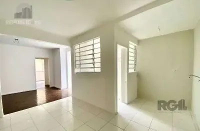 Apartamento à venda na praia de belas - 67m² com 2 dormitórios/quartos disponíveis.