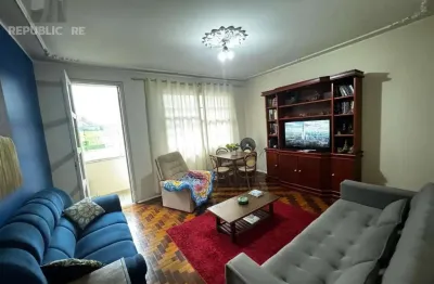 Apartamento à venda na cidade baixa com 87m² e 2 dormitórios/quartos disponíveis.