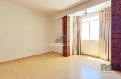 Apartamento à venda no bairro floresta, 132 m² e 2 dormitórios/quartos disponíveis.