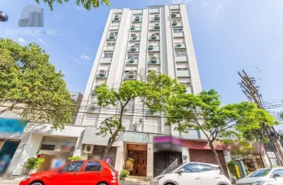 Apartamento à venda com 110m², localizado no bairro floresta com 3 dormitórios/quartos.