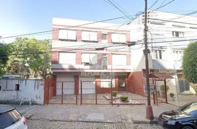 Apartamento à venda no bairro floresta com 1 dormitório e 37 m² de área útil.
