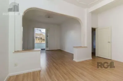 Apartamento à venda no bairro floresta, 101 m² e 2 dormitórios/quartos disponíveis.