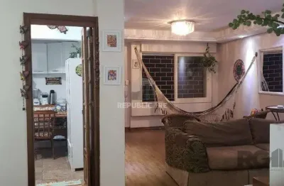 Apartamento à venda com 120 m² e 3 dormitórios no bairro floresta.