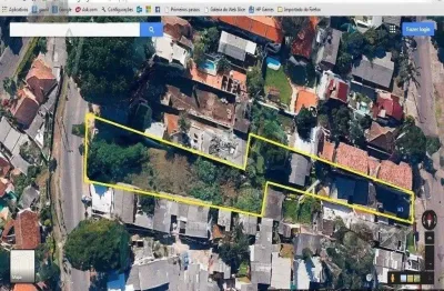 Terreno à venda no bairro medianeira com área para construção disponível.