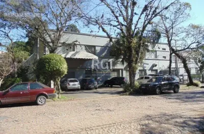 Galpão à venda no bairro teresópolis com 2000 m² de área útil disponível.