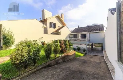 Linda casa residencial à venda no bairro azenha com 3 dormitórios e 227 m².