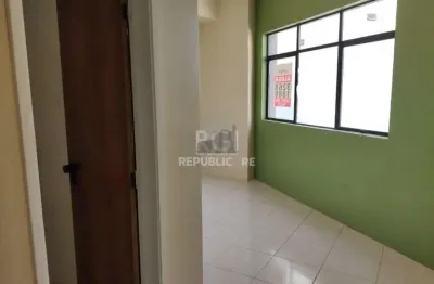 Escritório à venda no bairro azenha com 69 m² de área útil disponível