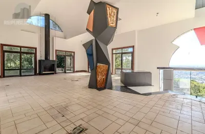 Casa residencial à venda no bairro teresópolis com 1000 m² e 5 dormitórios/quartos.