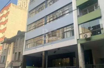 Edifício comercial à venda no centro com 3.300 m² de área útil disponível