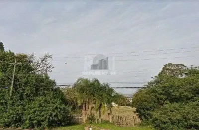 Terreno à venda em cavalhada com área disponível e sem dormitórios/quartos.