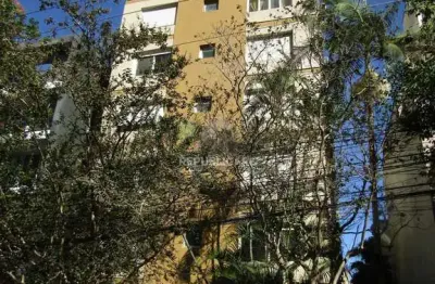 Apartamento à venda no centro histórico com 49 m² e 1 dormitório/quarto disponível.