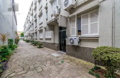 Apartamento à venda no bairro petrópolis com 63 m² e 2 dormitórios/quartos disponíveis.