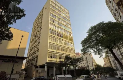 Apartamento à venda no centro histórico com 140 m² e 3 dormitórios/quartos.