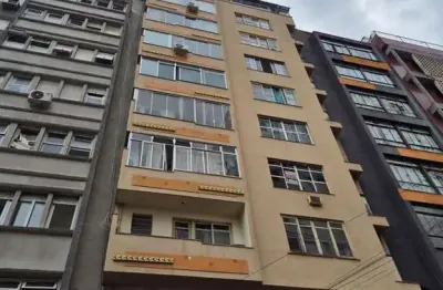 Apartamento à venda no centro histórico com 16 m² e 1 dormitório/quarto disponível
