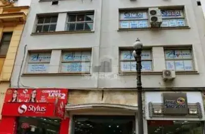 Escritório à venda no centro histórico com área de 78 m² disponível para compra