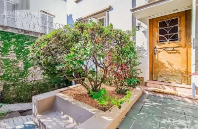 Casa residencial à venda no bairro cidade baixa com 4 dormitórios e 210 m².