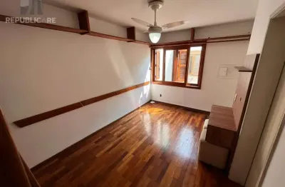 Apartamento à venda no bairro petrópolis com 58 m² e 2 dormitórios/quartos disponíveis