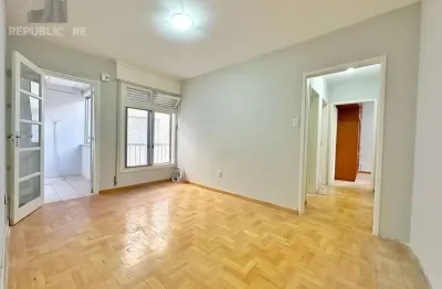 Apartamento à venda no bairro menino deus com 70 m² e 3 dormitórios/quartos.