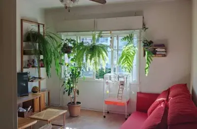 Apartamento à venda com 69m² localizado no bairro floresta - 2 dormitórios/quartos.