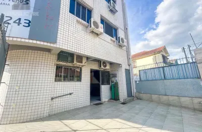 Edifício comercial à venda no menino deus com área de 168 m² disponível.