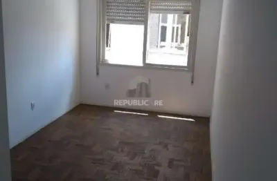 Apartamento à venda no centro histórico - 39 m² e 1 dormitório/quarto disponível!
