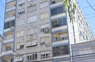 Apartamento à venda na cidade baixa com 19m² e 1 dormitório/quarto disponível.