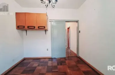 Apartamento à venda no bairro petrópolis com 97 m² e 3 dormitórios/quartos disponíveis.