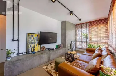 Cobertura à venda no bairro petrópolis com 151 m² e 2 dormitórios/quartos disponíveis