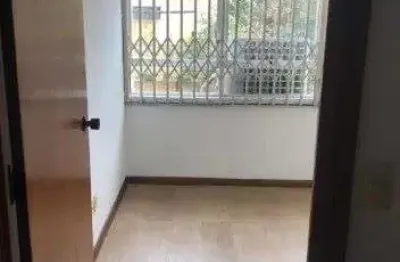 Escritório à venda no bairro cidade baixa com 30 m² de área útil disponível.