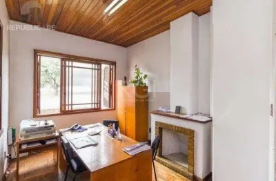 Casa residencial à venda no bairro partenon com 120 m² e 3 dormitórios/quartos.