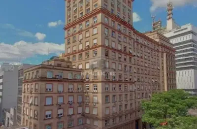 Edifício à venda no centro histórico com área útil de 19 m² - oportunidade imperdível!