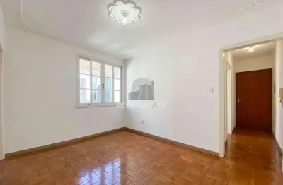 Apartamento à venda no bairro azenha com 56 m² e 2 dormitórios/quartos disponíveis.