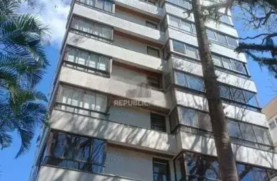 Apartamento à venda no bairro floresta com 158m² e 3 dormitórios/quartos disponíveis.