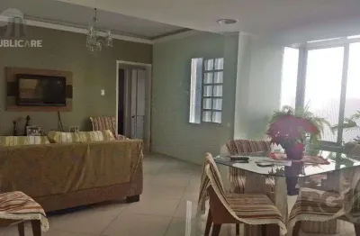 Apartamento à venda com 60m², 2 dormitórios/quartos no bairro independência.