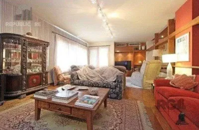 Apartamento à venda no bairro independência com 233 m² e 3 dormitórios/quartos.