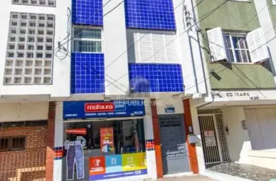 Apartamento à venda no bairro azenha com 1 dormitório e 2831 m² de área útil