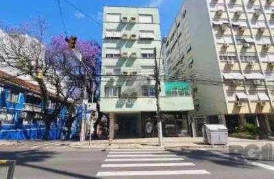 Apartamento à venda no bairro independência com 147m² e 3 dormitórios/quartos disponíveis.
