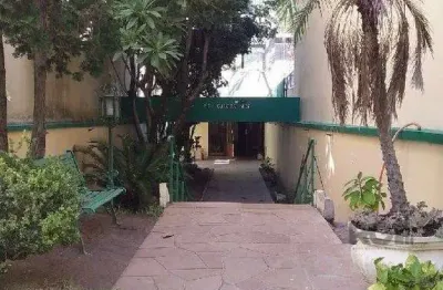 Apartamento à venda no centro histórico com 52m² e 2 dormitórios/quartos disponíveis.