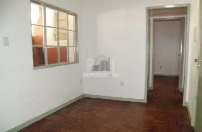 Apartamento à venda no menino deus com 40 m² e 1 dormitório/quarto.