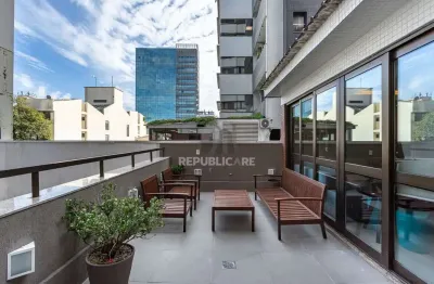 Apartamento à venda no bairro auxiliadora, com 181 m² e 3 dormitórios/quartos.