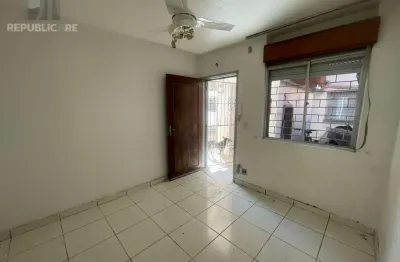 Apartamento à venda no bairro rubem berta, 46 m² e 2 dormitórios/quartos disponíveis.
